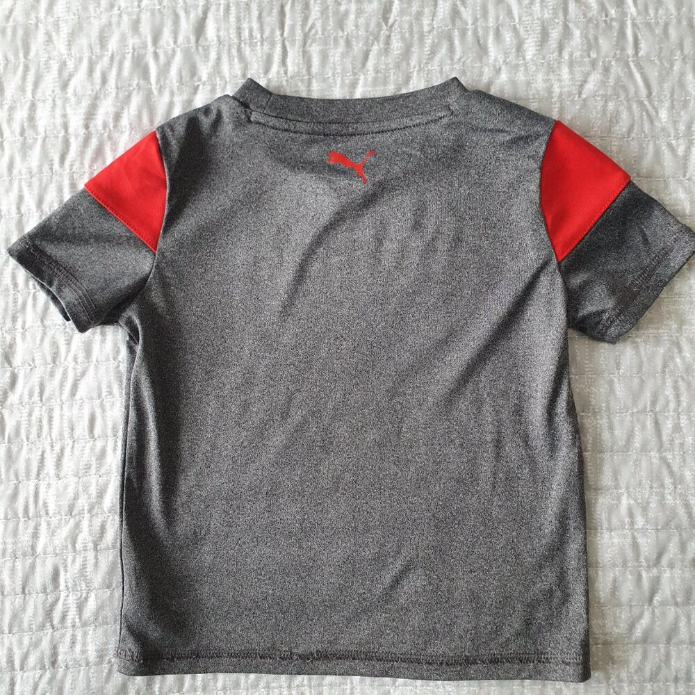 Puma Boys Short Sleeve Graphic T-shirt Size 2T - Picture 2 of 4